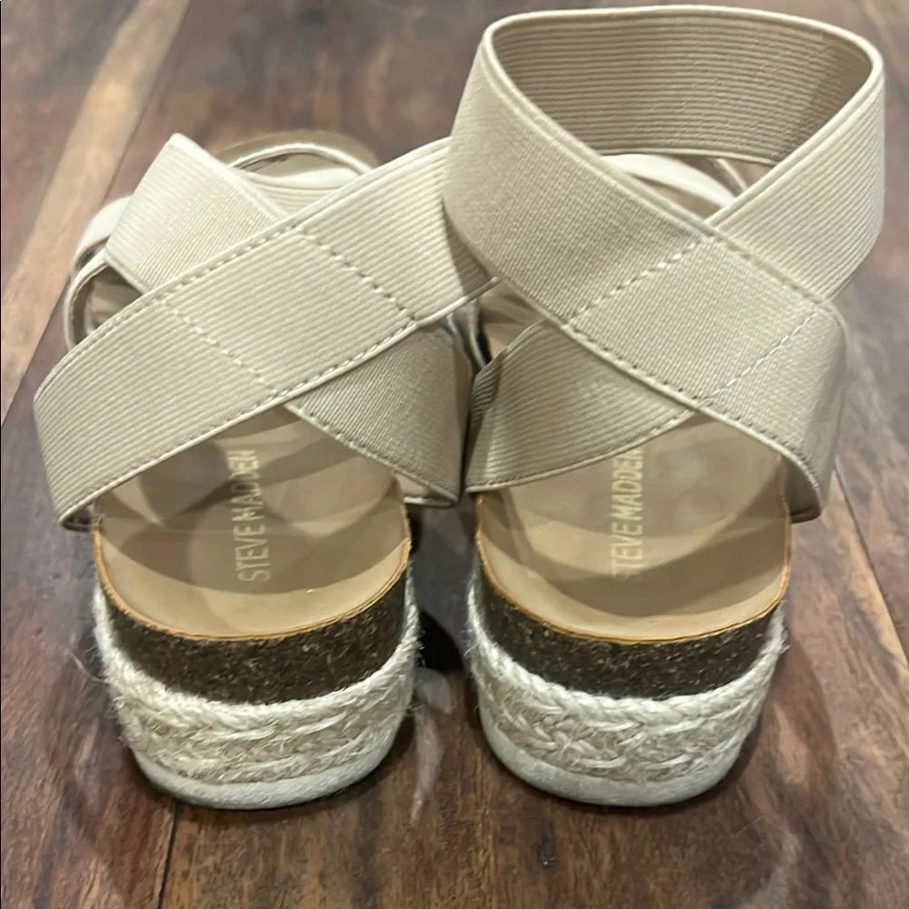 Steve Madden Cream Espadrilles with Minimalist Design Size 2‎